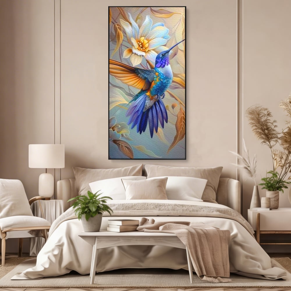 Tablou canvas cu tablou canvas cu pasare colibri in zbor, in rama de aluminiu negru, pe perete intr-un dormitor